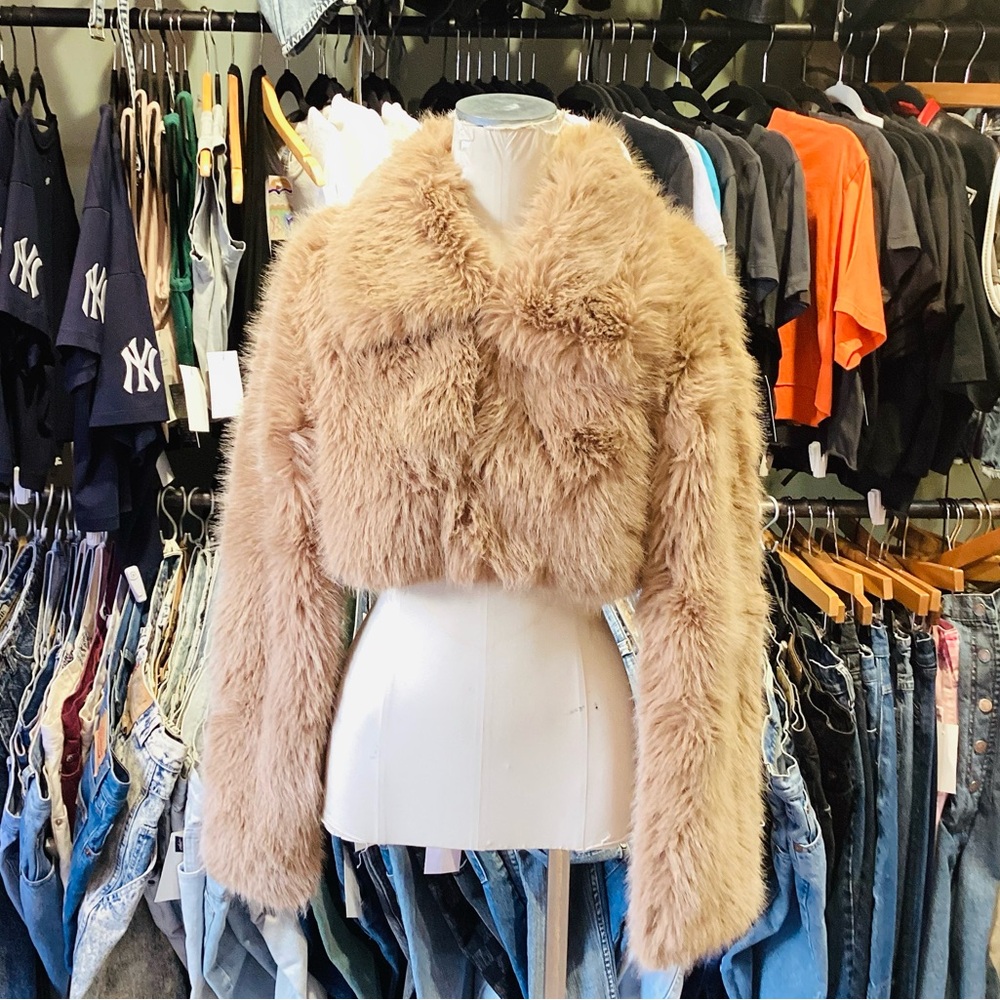 Yara Teddy Faux Fur Crop Jacket- Tan